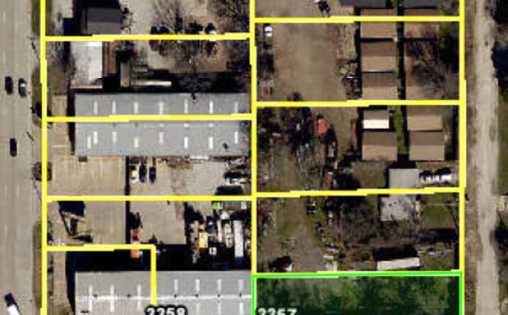 Pictures of Office, Mixed Use, Land property located at 3060 North Interstate 35 East Road, Lancaster, TX 75134 for sales - image #1