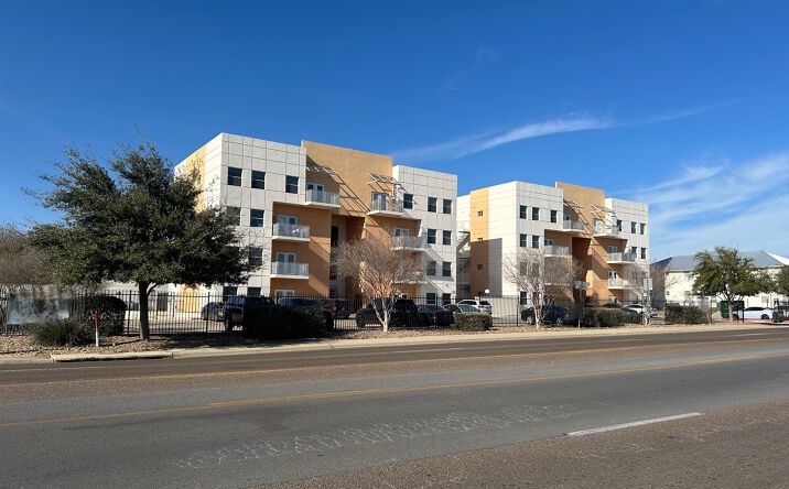 Pictures of Retail, Multifamily property located at 502 Shiloh Drive, Laredo, TX 78045 for sales - image #1