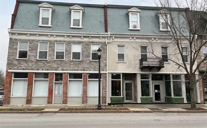 Pictures of Mixed Use, Multifamily property located at 7714 S Broadway, St Louis, MO 63111 for sales - image #1