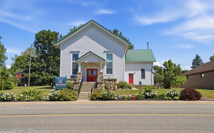 Pictures of Mixed Use, Land, Retail property located at 131 E Main Street, Vernon, MI 48476 for sales - image #1