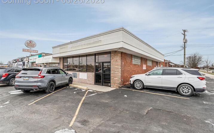 Pictures of Retail property located at 18703 E 10 Mile Road, Roseville, MI 48066 for sales - image #1