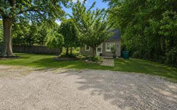Pictures of Business for Sale, Land property located at 6851 Merriman Road, Romulus, MI 48174 for sales - image #1