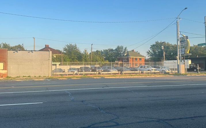 Pictures of Business for Sale, Office, Retail property located at 13400 GRATIOT Avenue, Detroit, MI 48205 for sales - image #1