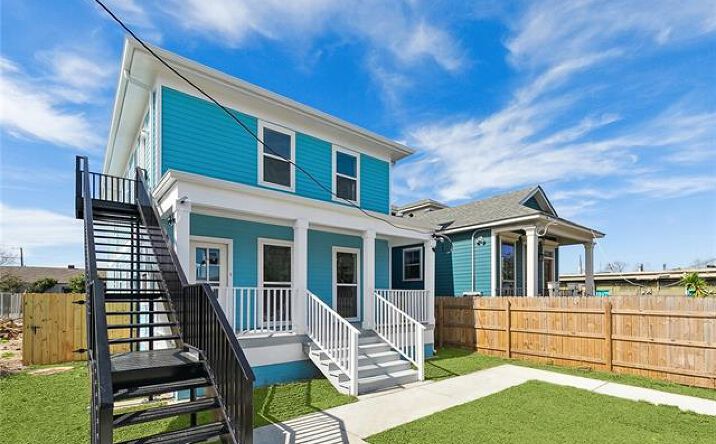 Pictures of Multifamily property located at 2204 Pauger St, New Orleans, LA 70116 for sales - image #1