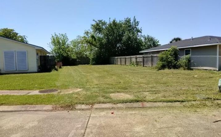 Pictures of Land property located at 7564 Elmdale Rd, New Orleans, LA 70127 for sales - image #1