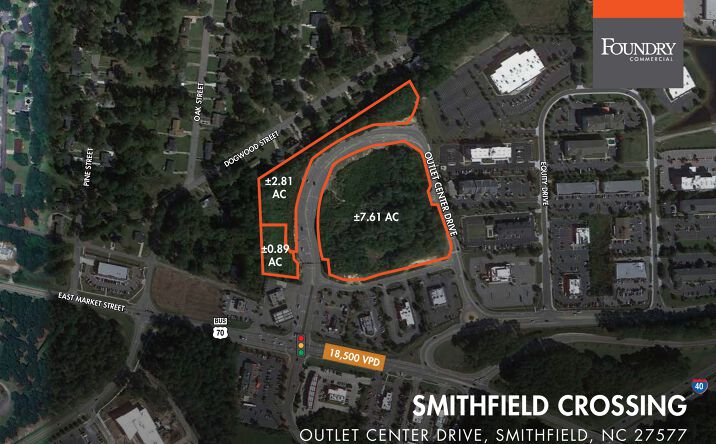 Outlet Center Drive, Smithfield