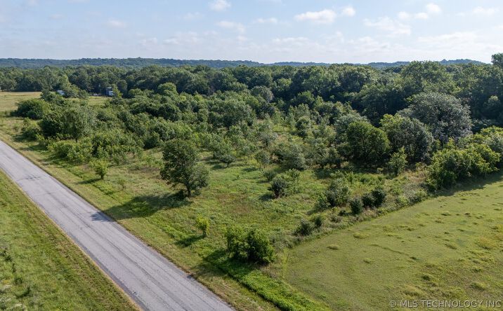 NS 419 Road, Lenapah