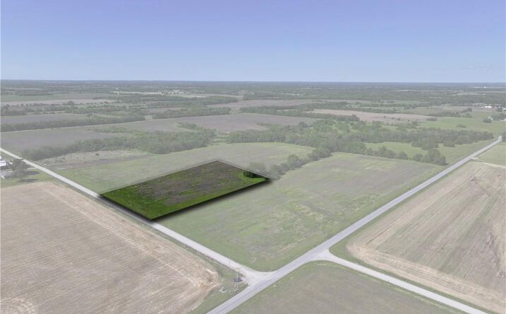 Pictures of Land property located at Tract #4 E 307th Street, Harrisonville, MO 64701 for sales - image #1
