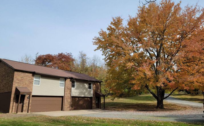 Pictures of Multifamily property located at 303 White Deer Run, Makanda, IL 62958 for sales - image #1