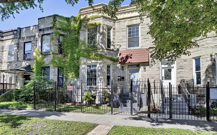 Pictures of Multifamily property located at 6602 S Marquette Avenue, Chicago, IL 60637 for sales - image #1