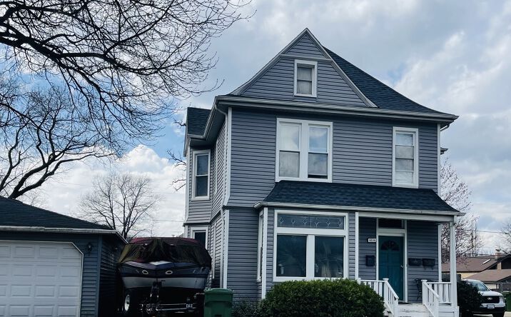 Pictures of Multifamily property located at 9330 S 51st Avenue, Oak Lawn, IL 60453 for sales - image #1