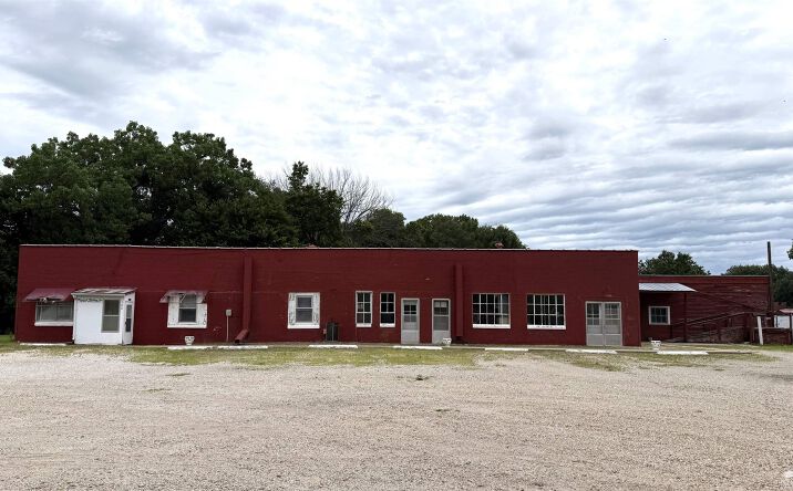 Pictures of Office property located at 120 Liberty Street, Council Grove, KS 66846 for sales - image #1