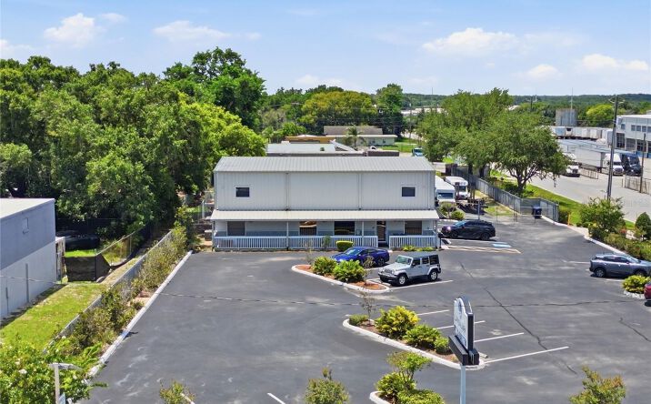 Pictures of Special Purpose property located at 513 ARIANA AVENUE, AUBURNDALE, FL 33823 for sales - image #1
