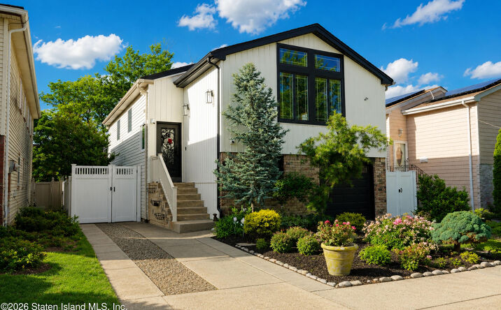 Pictures of Multifamily property located at 27 Tynan Street, Staten Island, NY 10312 for sales - image #1