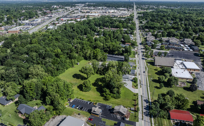 Pictures of Land property located at N MADISON AVE, GREENWOOD, IN 46142 for sales - image #1