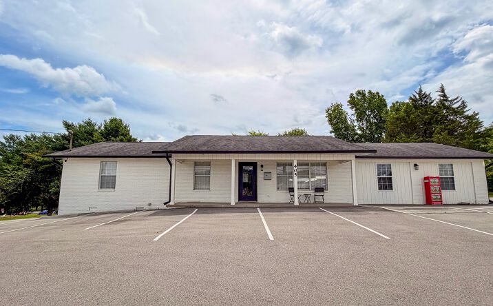 Pictures of Retail, Office property located at 405 Boyds Creek Highway, Seymour, TN 37865 for sales - image #1