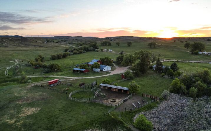 Pictures of Land property located at 226 Chalk Buttes Road, Douglas, WY 82633 for sales - image #1