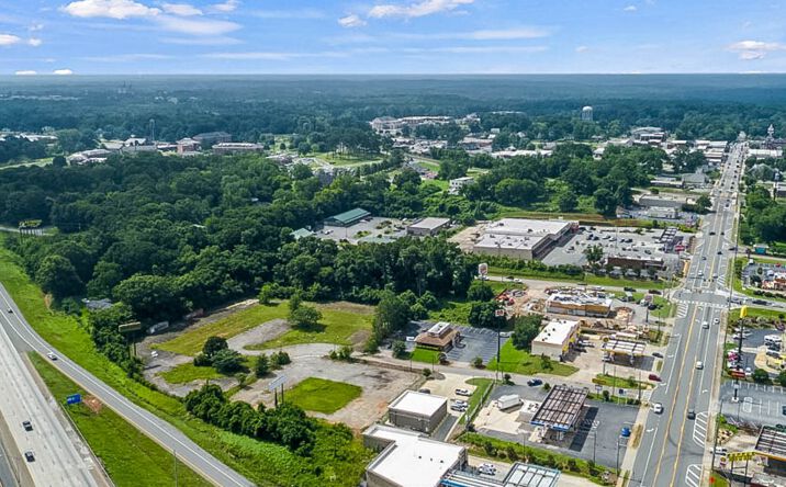 Pictures of Land property located at 100 Tradewinds Dr, Forsyth, GA 31029 for sales - image #1