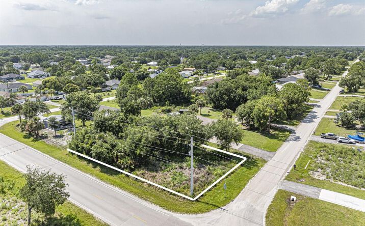 Pictures of Land property located at 8315 102nd Avenue, Vero Beach, FL 32967 for sales - image #1
