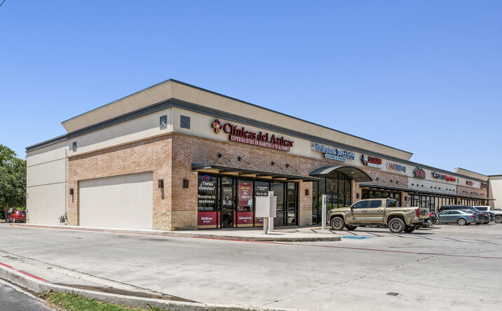 Pictures of Retail property located at 1714 Southwest Military Drive, San Antonio, TX 78221 for sales - image #1