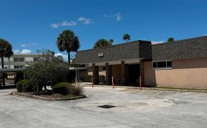 Pictures of Office property located at 500 Memorial Circle, Suite D, E1, E2, Ormond Beach, FL 32174 for sales - image #1