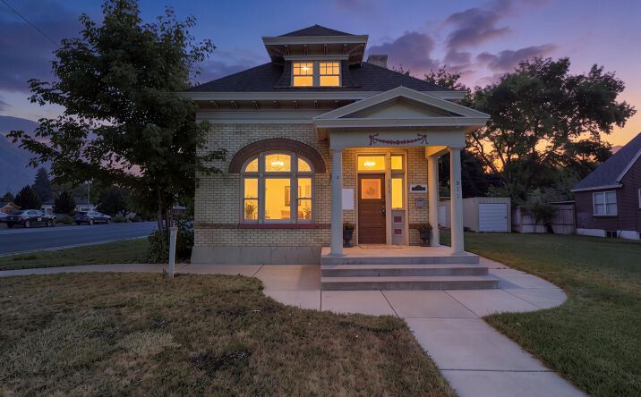 Pictures of Office property located at 511 S MAIN ST, SPRINGVILLE, UT 84663-2255 for sales - image #1