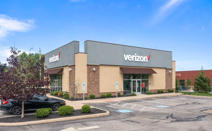 Pictures of Retail property located at 11129 GOLD CT, CONCORD TOWNSHIP, OH 44077 for sales - image #1