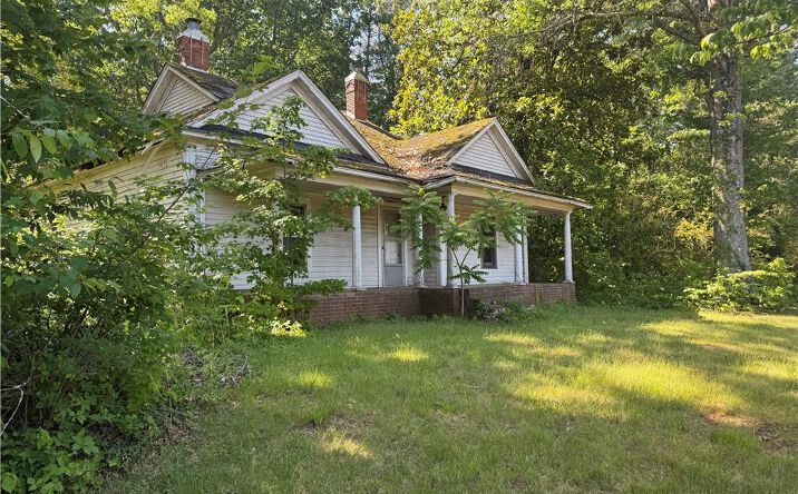 Pictures of Retail, Office, Land property located at 607 Kirby Road, King, NC 27021 for sales - image #1