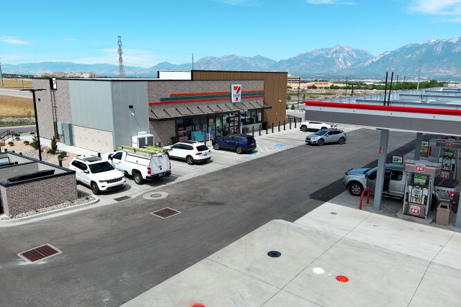 Pictures of Retail property located at 4076 13400 South, Riverton, UT 84096 for sales - image #1