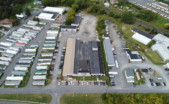 Pictures of Industrial property located at 1811 LEMOYNE AVE, SYRACUSE, NY 13208-1328 for sales - image #1