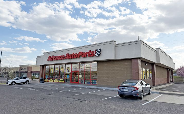 Pictures of Retail property located at 18260 ZANE ST NW, ELK RIVER, MN 55330-4501 for sales - image #1
