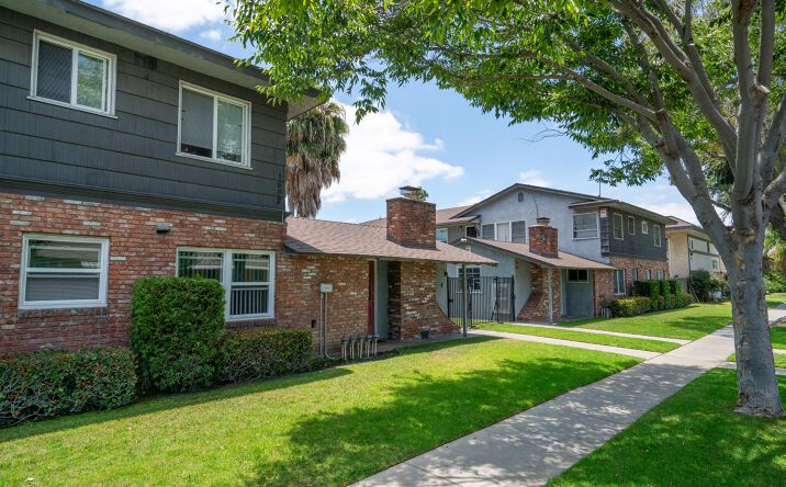 Pictures of Multifamily property located at 1602 West Juno Avenue, Anaheim, CA 92802 for sales - image #1
