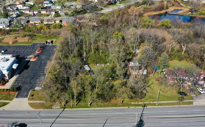 Pictures of Land property located at 435 West Fullerton Avenue, Addison, IL 60101 for sales - image #1