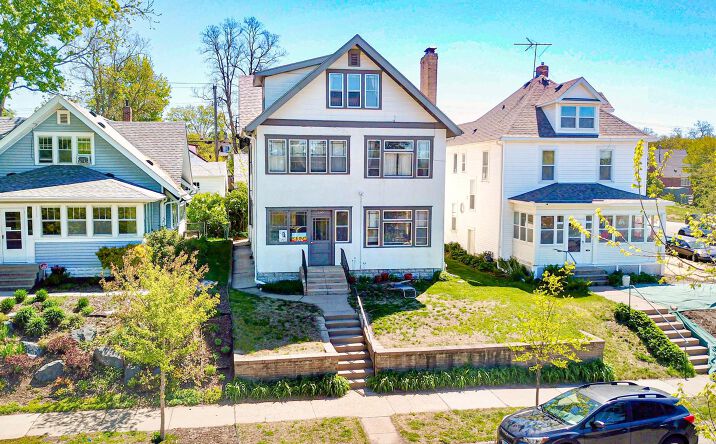Pictures of Multifamily property located at 3343 15th Ave S, Minneapolis, MN 55407 for sales - image #1