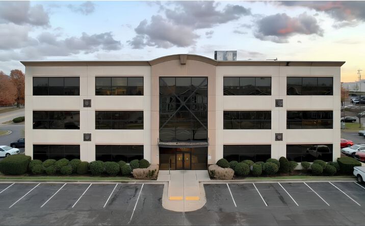 Pictures of Office property located at 2700 OLD ROSEBUD RD, LEXINGTON, KY 40509-8623 for sales - image #1