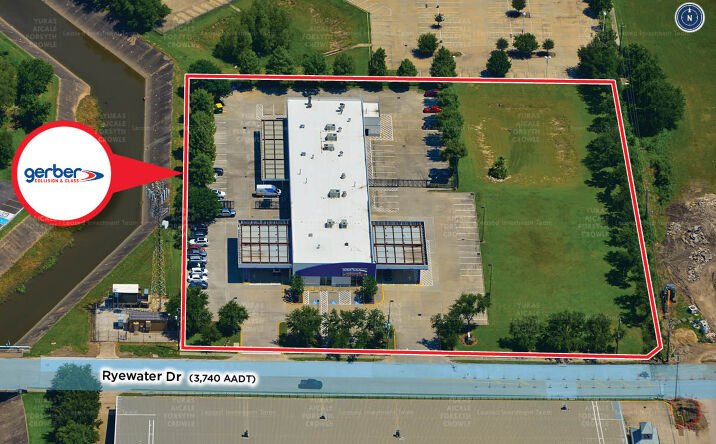Pictures of Retail property located at 12621 Ryewater Dr, Houston, TX 77089 for sales - image #1