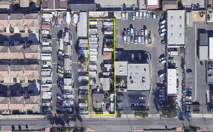 Pictures of Mobile Home Park property located at 7233 Somerset Blvd, Paramount, CA 90723 for sales - image #1
