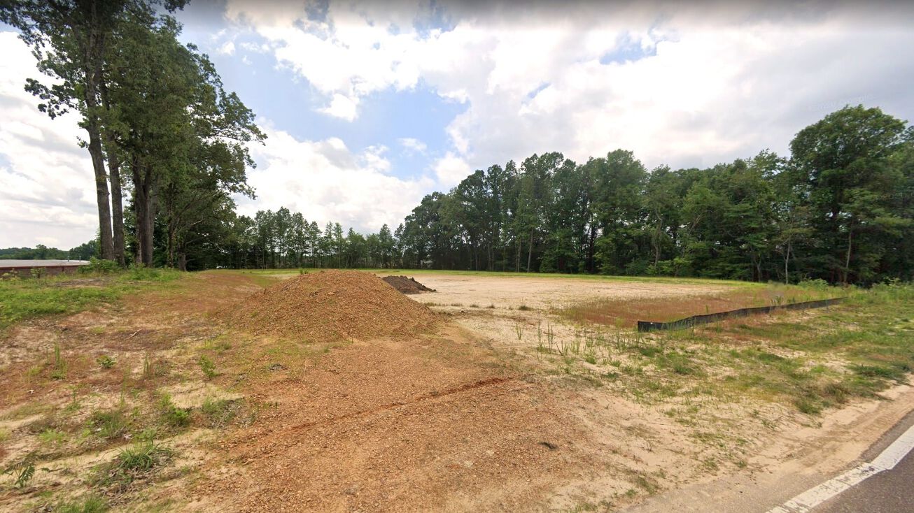 Stateline Rd West, Southaven, MS 38671