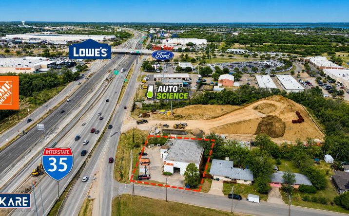 Pictures of Retail, Industrial property located at 600 N Stemmons Freeway, Lewisville, TX 75067 for sales - image #1