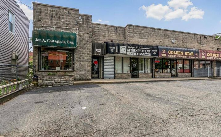Pictures of Land property located at 2110 E Clove Road, Staten Isand, NY 10305 for sales - image #1