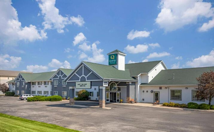 Pictures of Hospitality property located at 660 Nygaard St, Stoughton, WI 53589 for sales - image #1