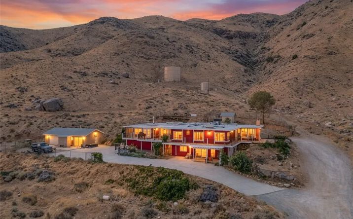 Pictures of Multifamily property located at 8929 Central Road, Apple Valley, CA 92308 for sales - image #1