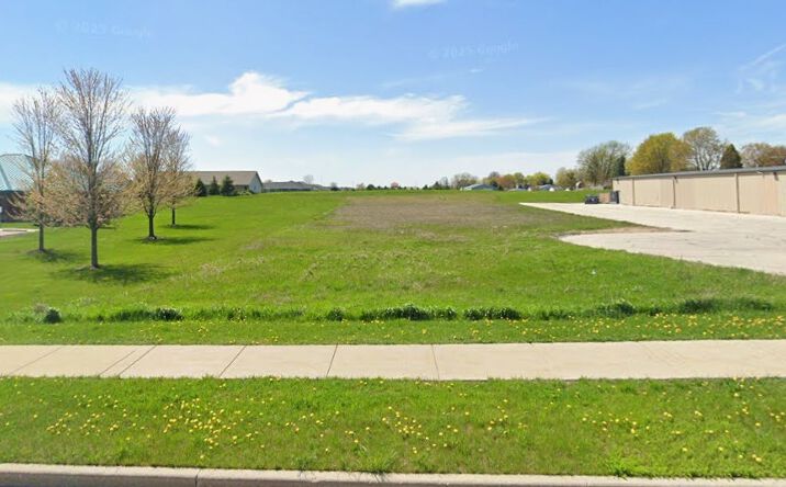 Pictures of Land property located at East Ave, Lomira, WI 53048 for sales - image #1