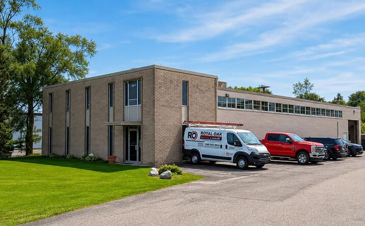 Pictures of Industrial property located at 2071 Stephenson Highway, Troy, MI 48083 for sales - image #1