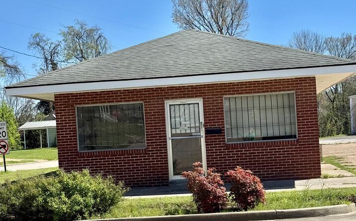 Pictures of Special Purpose property located at 3301 Washington, Vicksburg, MS 39180 for sales - image #1