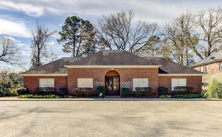 Pictures of Special Purpose property located at 114 Monument Place, Vicksburg, MS 39180 for sales - image #1