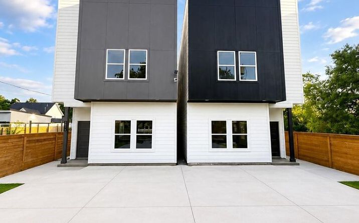 Pictures of Multifamily property located at ​8321 Observatory Street #A/B, Houston, TX 77088 for sales - image #1