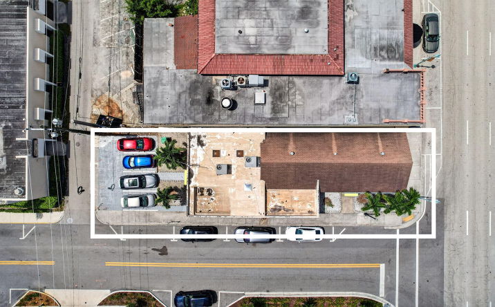 Pictures of Mixed Use property located at 2040 Polk Street, Hollywood, FL 33020 for sales - image #1