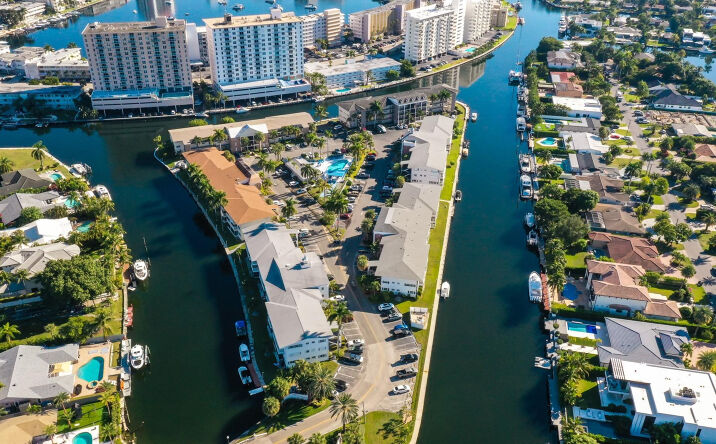 Pictures of Multifamily, Land property located at 450 Paradise Isle Boulevard, Hallandale Beach, FL 33009 for sales - image #1
