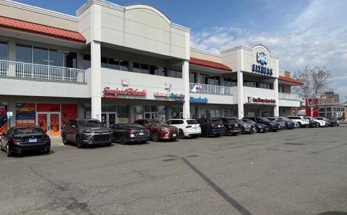 Pictures of Retail property located at 364 Bay Street, Staten Island, NY 10301 for sales - image #1